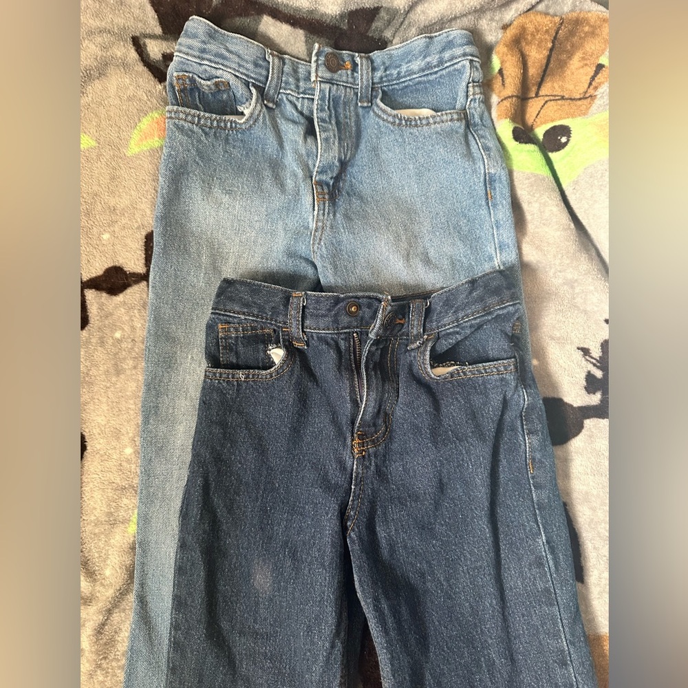 Two pairs of Cat & Jack kids size 7 jeans